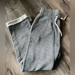 Size XS/S Zara cropped Joggers Heather Gray